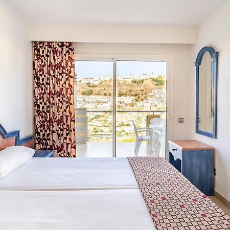 Cala Nova Apartamentos Пуерто Рико Екстериор снимка