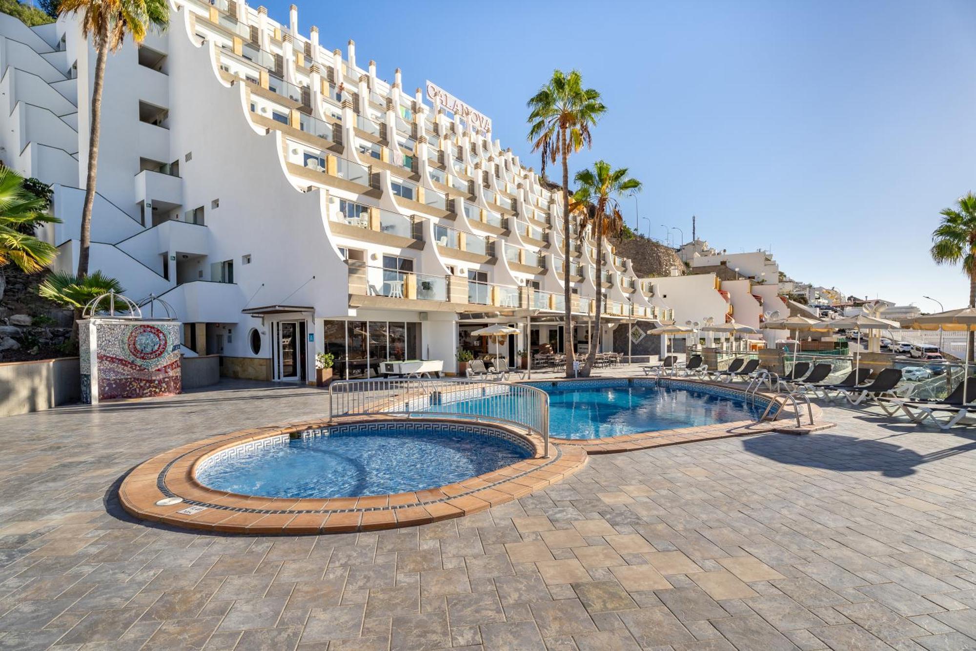 Cala Nova Apartamentos Пуерто Рико Екстериор снимка